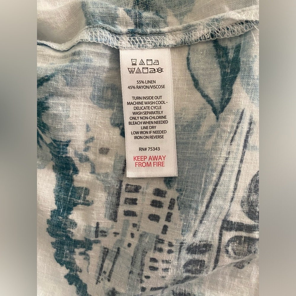 Cynthia Rowley Blue and White linen shirt and shorts set - Picture 8 of 15